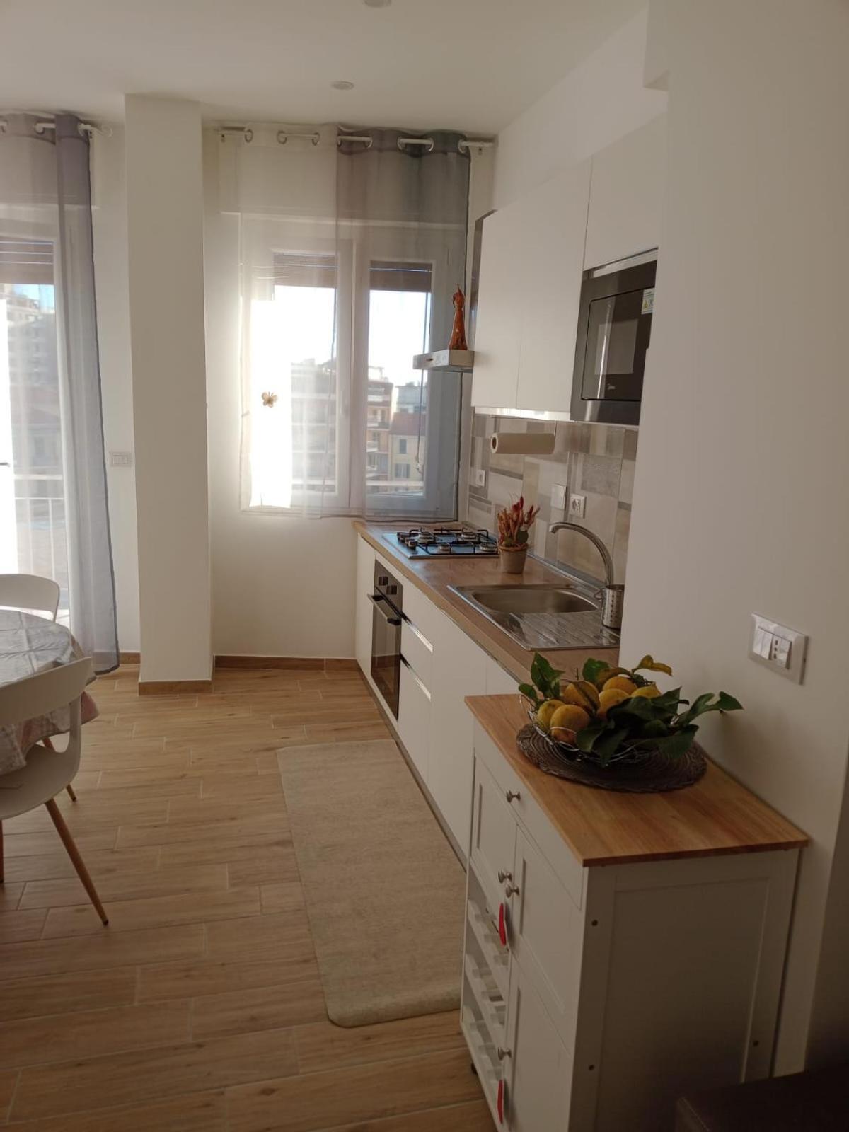 Alex'S House Apartment Sanremo Luaran gambar