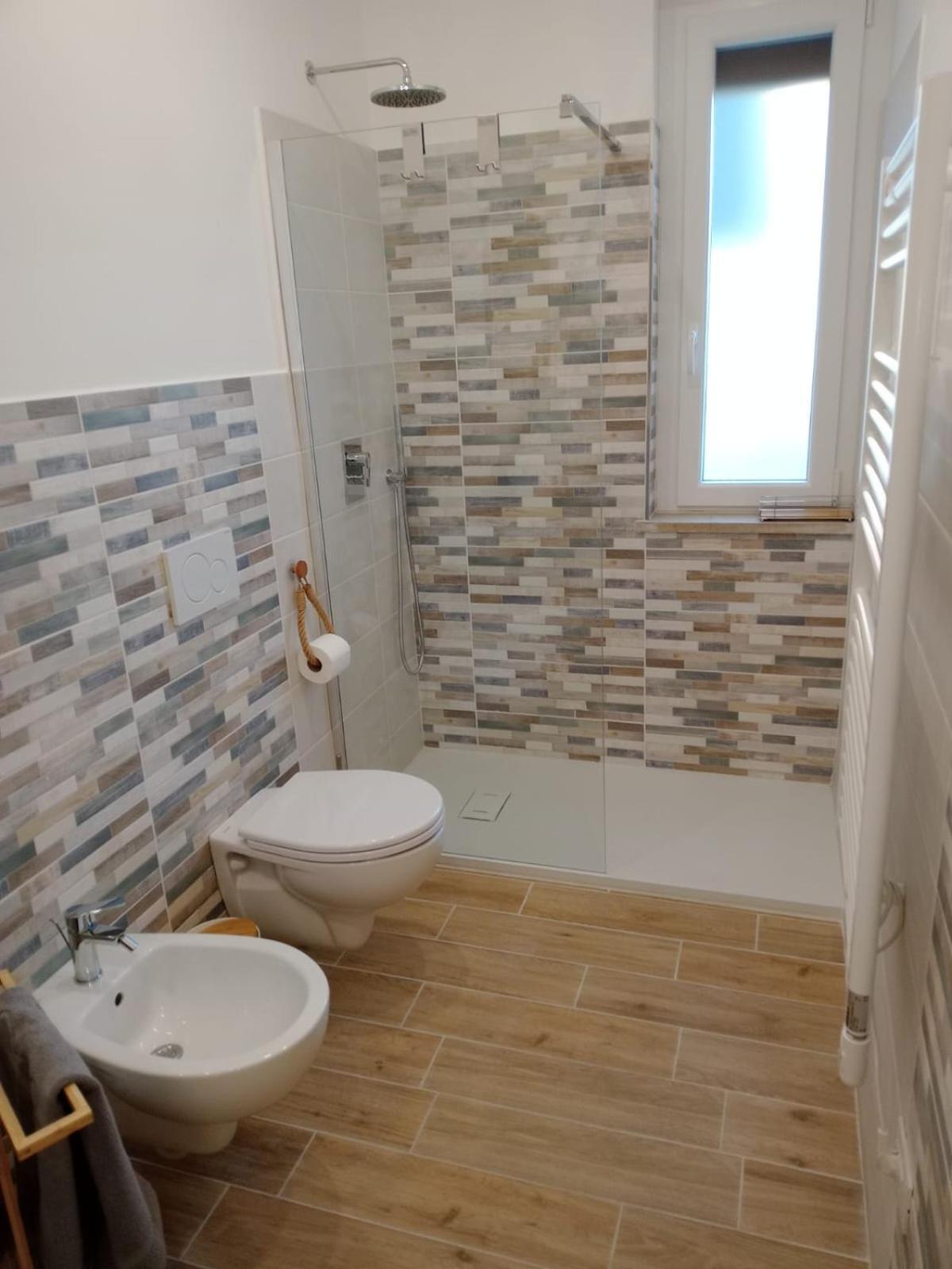 Alex'S House Apartment Sanremo Luaran gambar