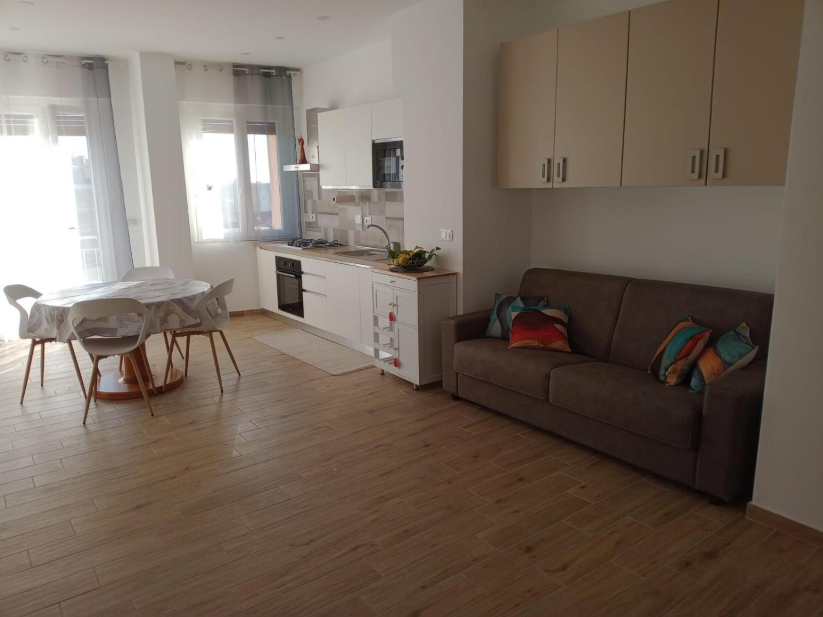 Alex'S House Apartment Sanremo Luaran gambar